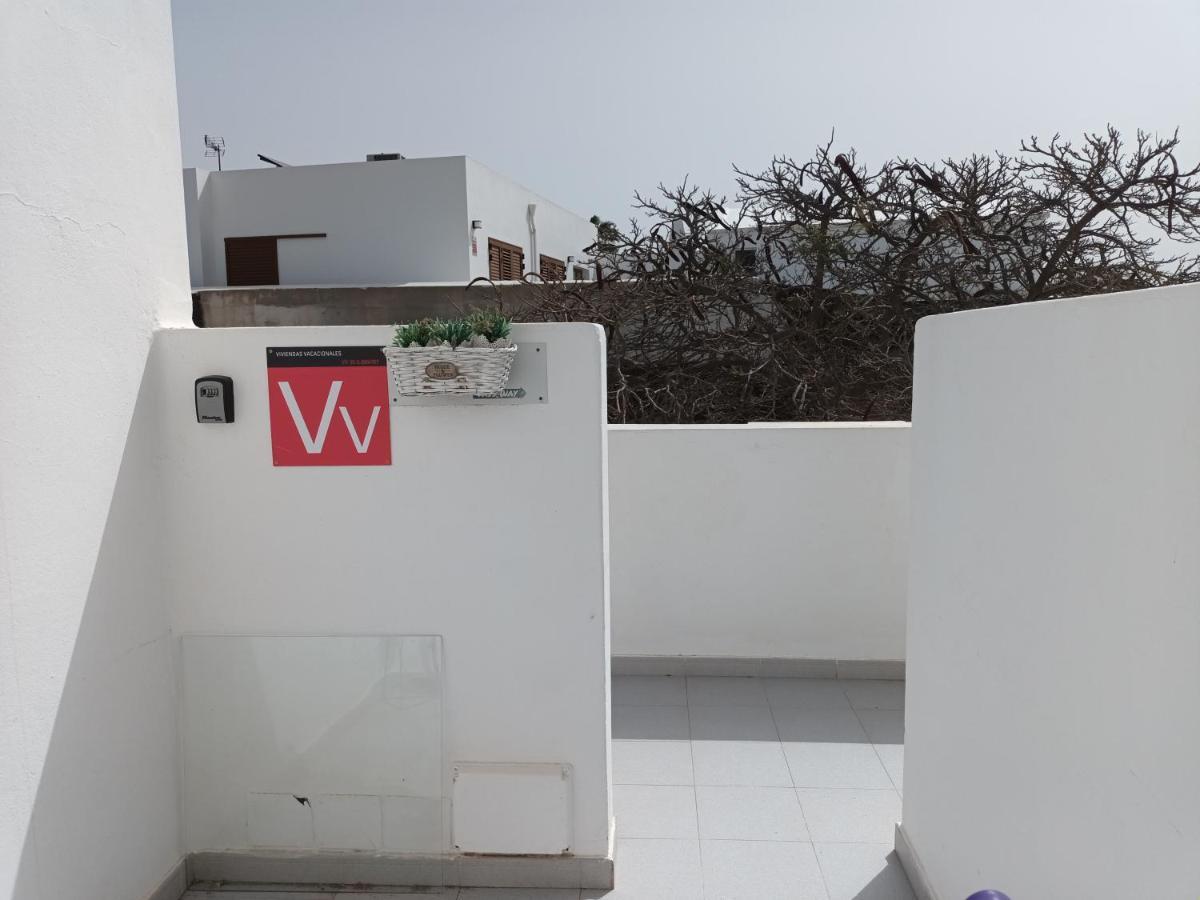 Fabulous 1-Bed Apartment In Puerto Del Carmen Puerto del Carmen  Eksteriør billede